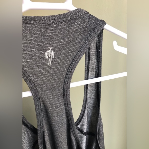 Human Performance Engineering Tank Top Size: S - Picture 3 of 10